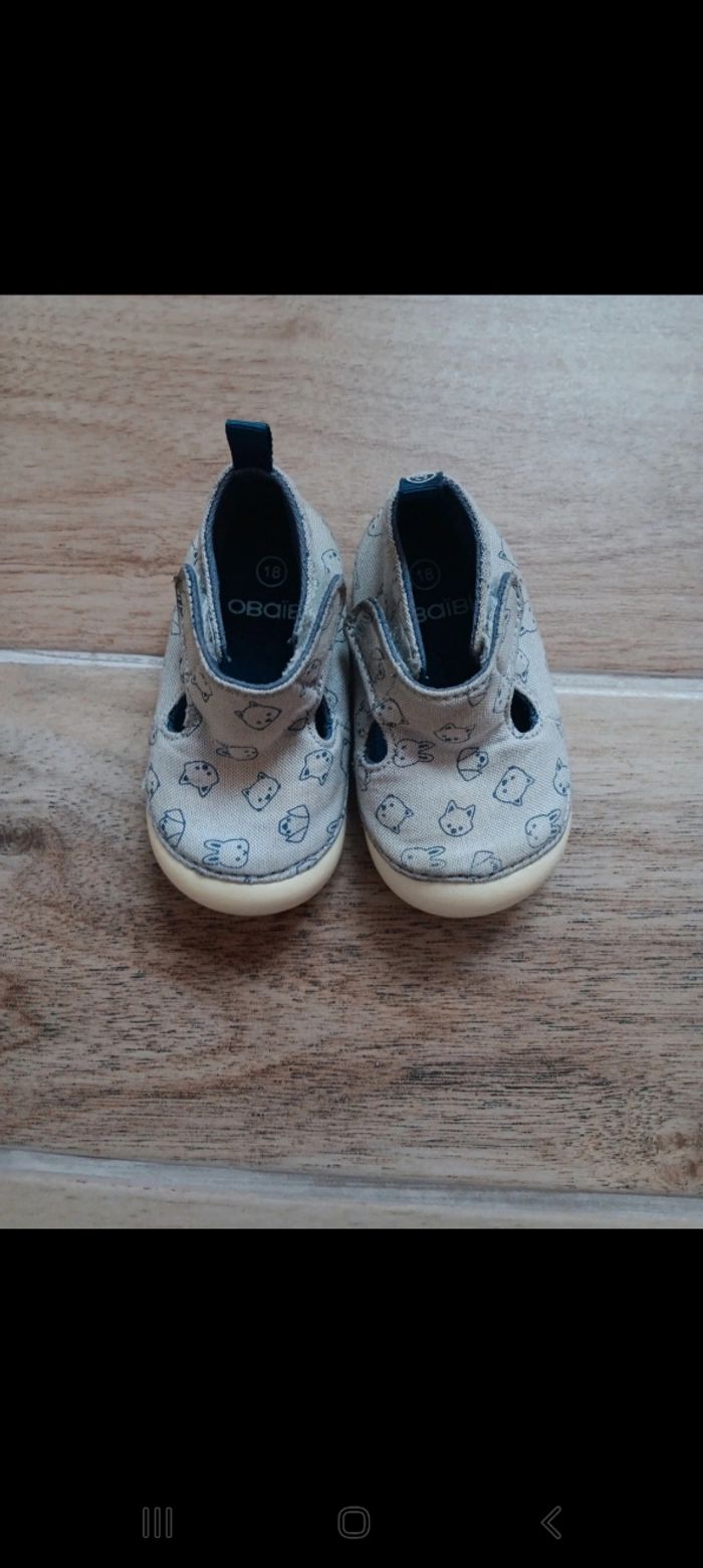 Lot chaussures pointure 18 - photo numéro 2