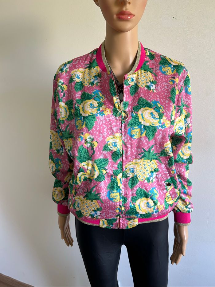 Veste satinée réversible Naf Naf taille 36 jamais portée