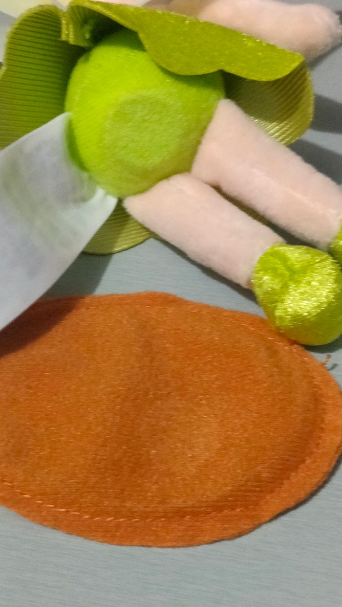 Peluche d'épaule fée clochette Disneyland - photo numéro 4