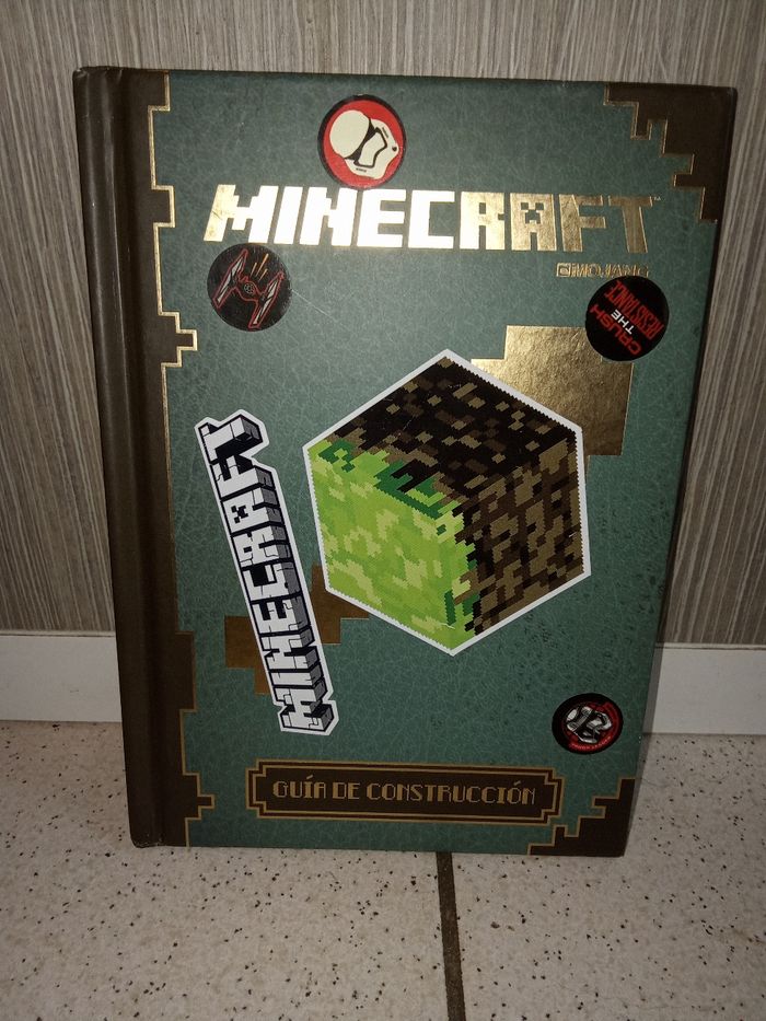 Livre mine craft version espagnole, guide officiel