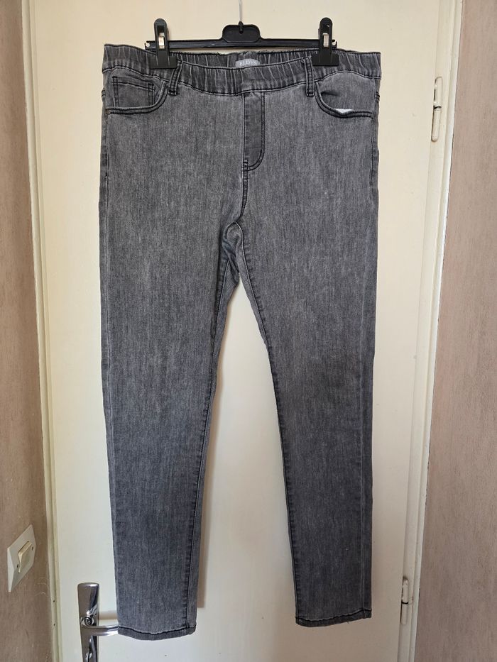 Jean sans bouton