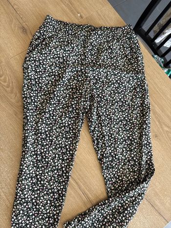 Pantalon fleuri