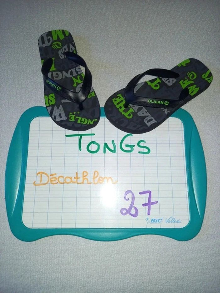 Tongs 🩴 grises et vertes taille 26/27🩴 chaussure 🪴 Printemps été 🏵