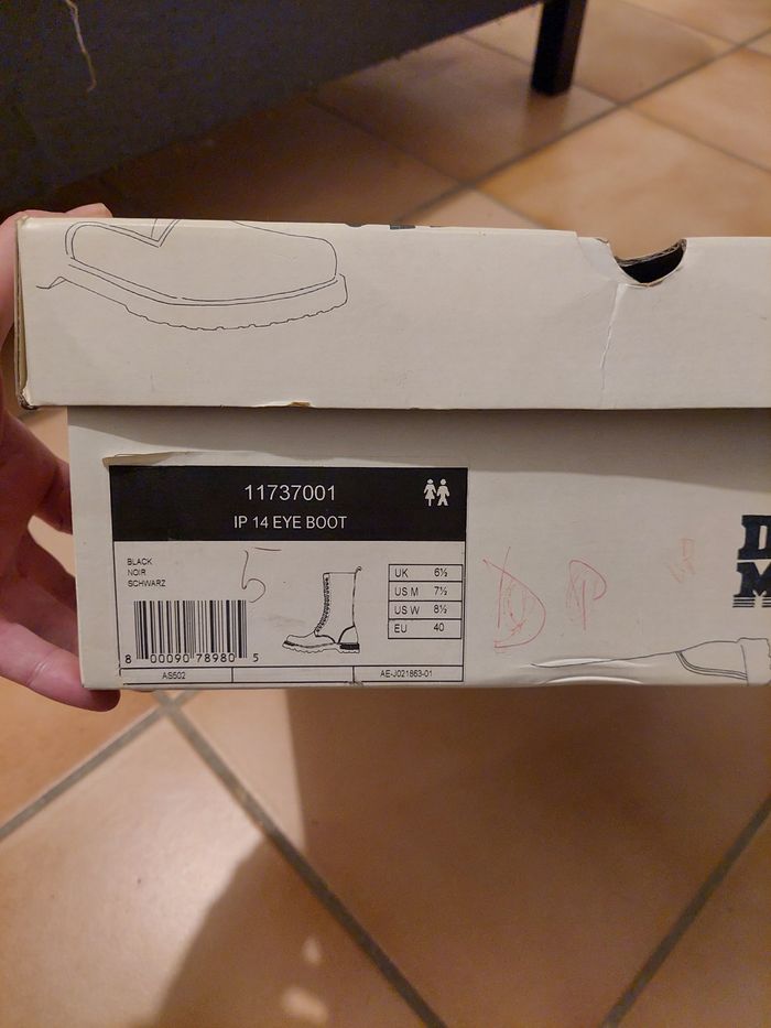 Dr. Martens 14 trous - photo numéro 10