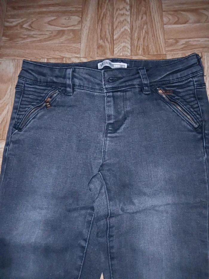 Jean skinny Okaïdi fille taille 12 ans en bon état - photo numéro 3