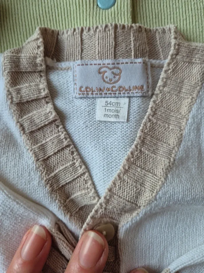 gilet ou cardigan 1 mois - photo numéro 3