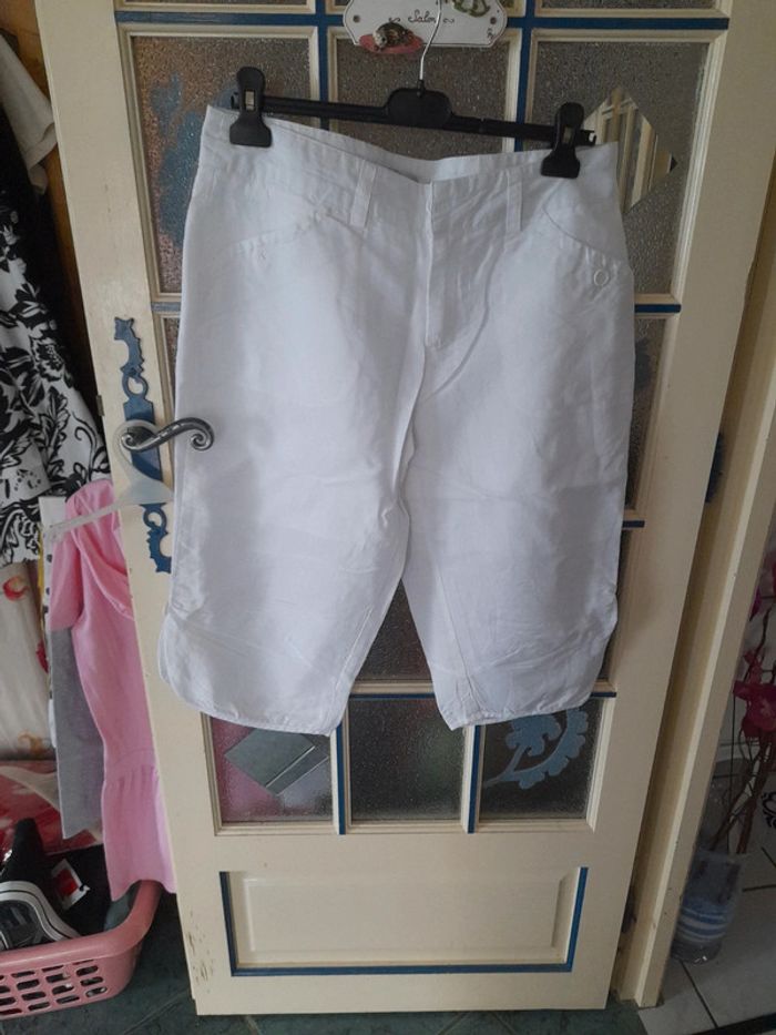 Joli bermuda lin et coton neuf