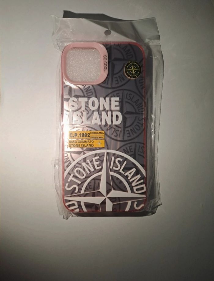 Coque stone islande rose  IPHONE 13