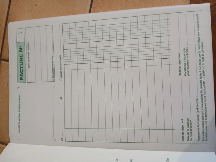 Carnet de factures - photo numéro 2