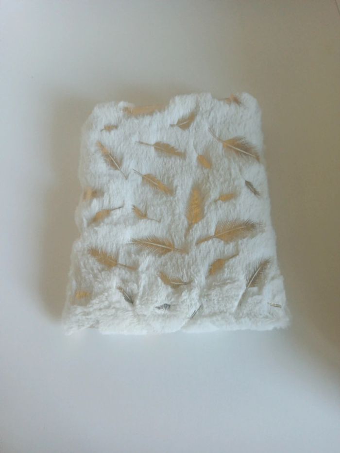 Pochette motif plumes