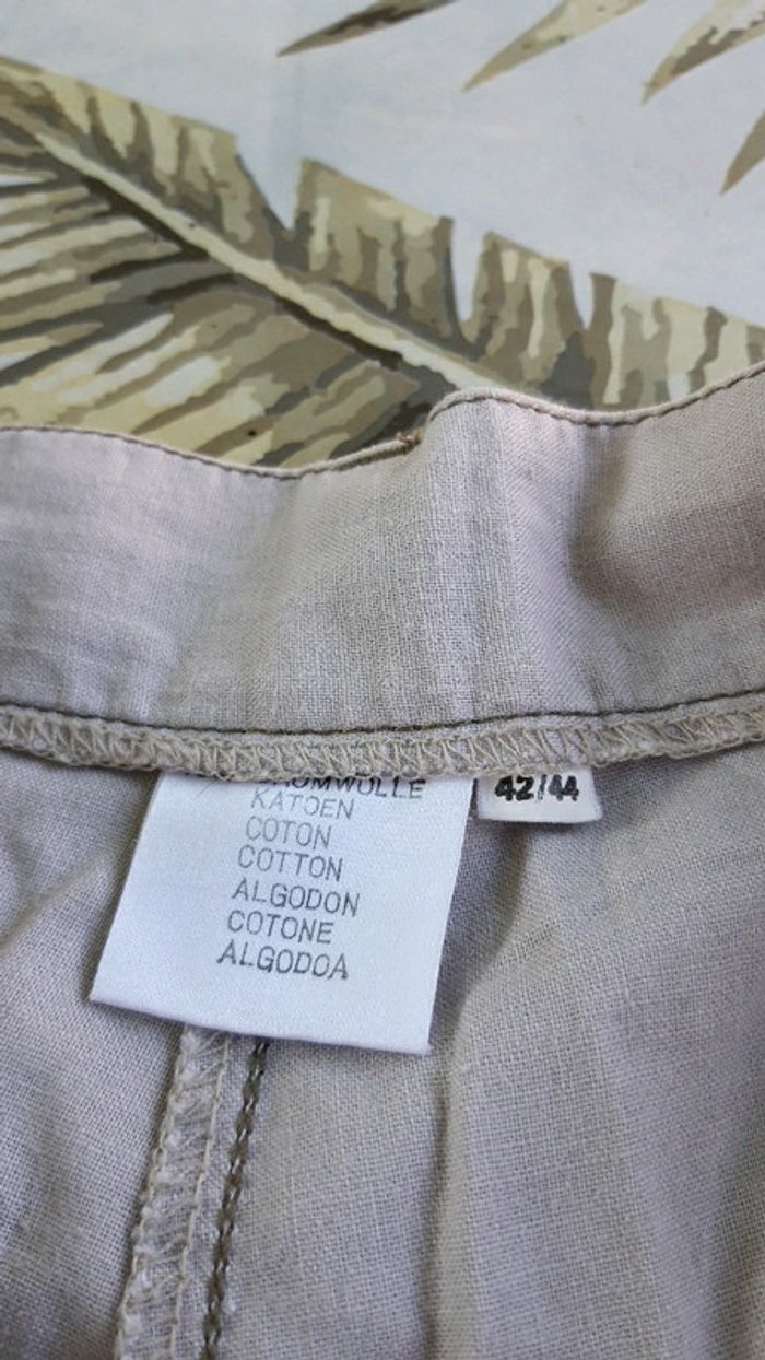 Short femme 42/44 - photo numéro 3