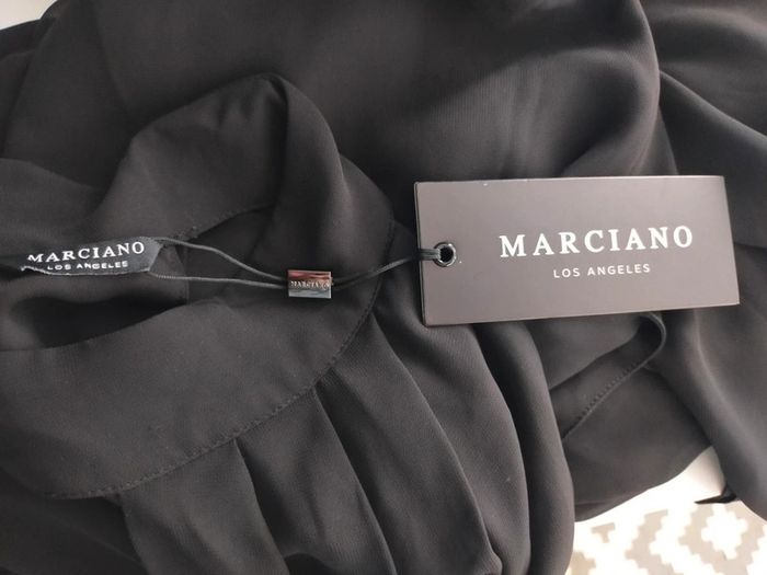 Robe noire élégante Marciano – T. 38/40 - photo numéro 8