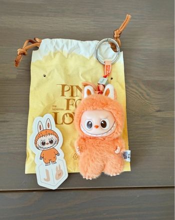 Labubu Pin for love