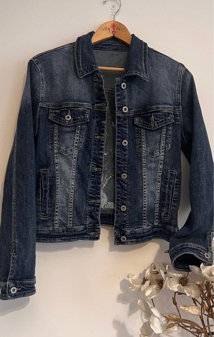 Superbe veste en jean dessin en sequins au dos 🤍🤍 - photo numéro 12