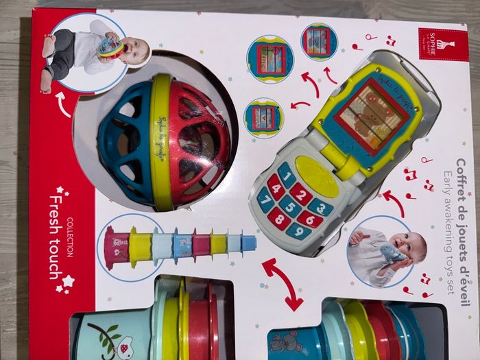 Coffret Sophie la girafe neuf - photo numéro 4