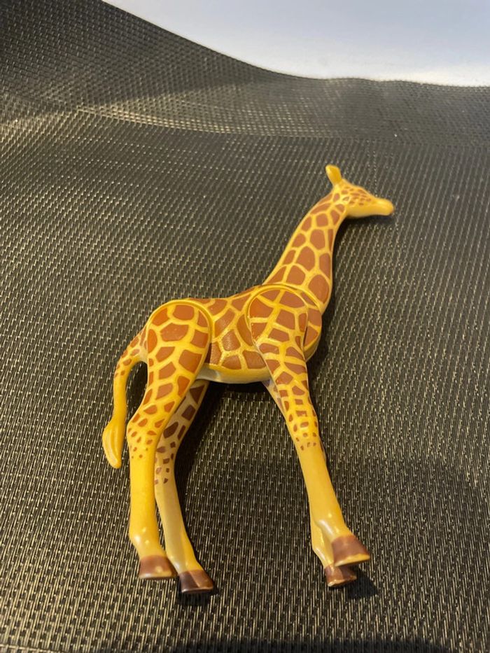 Playmobil figurine girafe adulte 1 oreille et cornes antennes Cassées animaux sauvages - photo numéro 3
