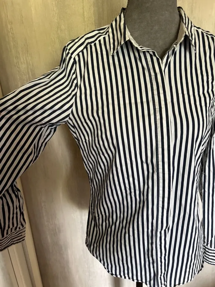 Chemise bleu et blanc - photo numéro 3