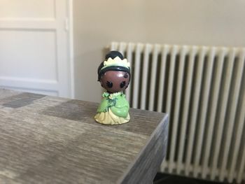 Figurine mini tiana princesse et la grenouille disney