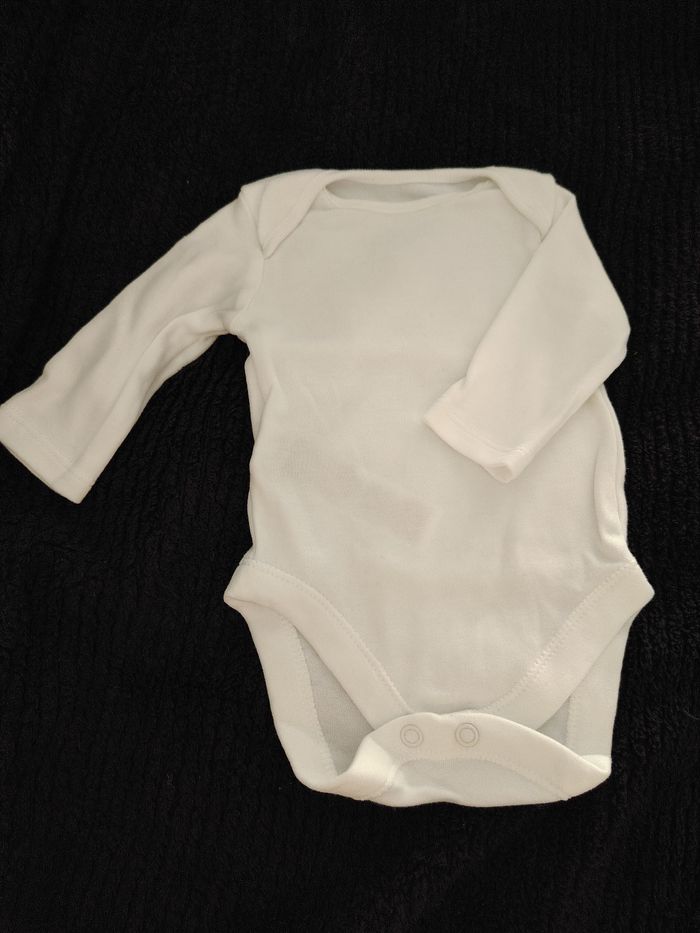 7 bodies neufs - photo numéro 6