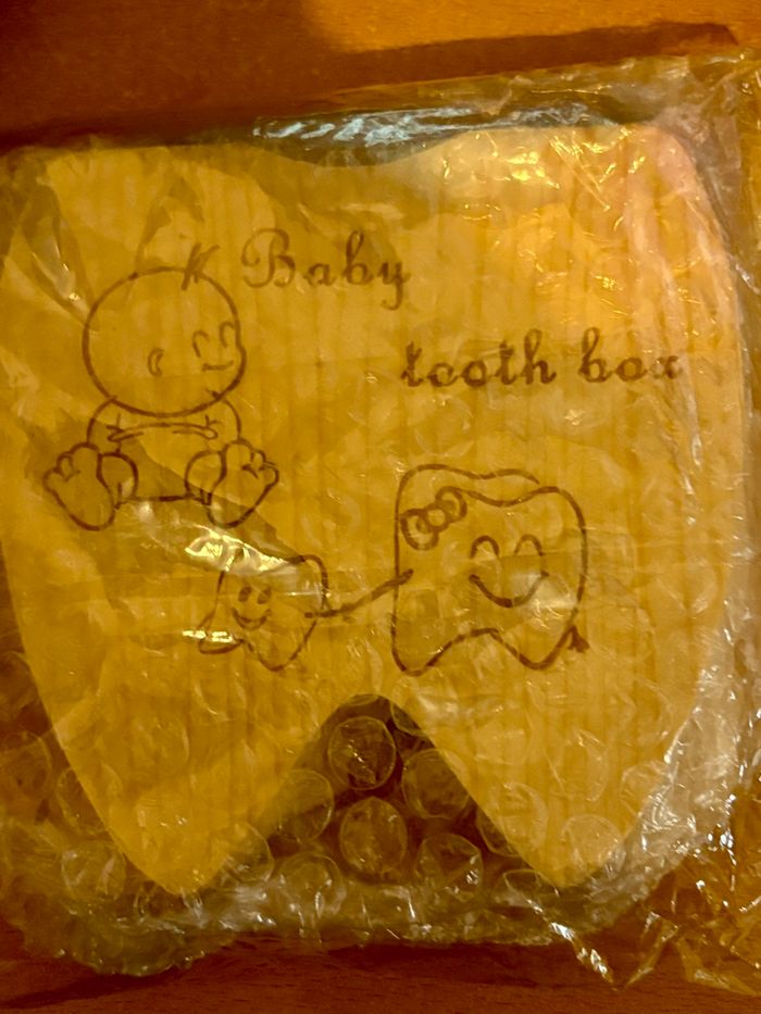 Boîte à dents souvenir neuve - photo numéro 3