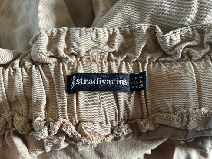Short beige Stradivarius taille M - photo numéro 3