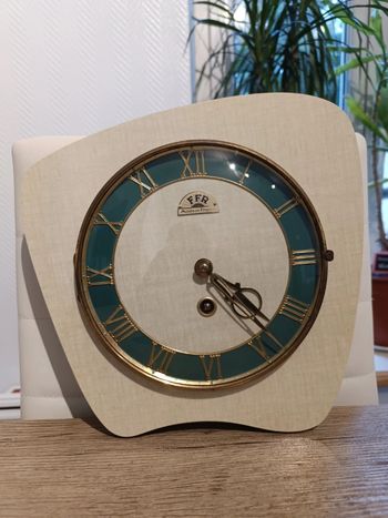 Pendule formica FFR, années 50/60