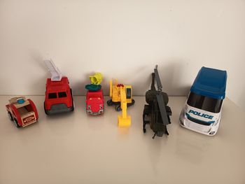 Lot de plusieurs véhicules