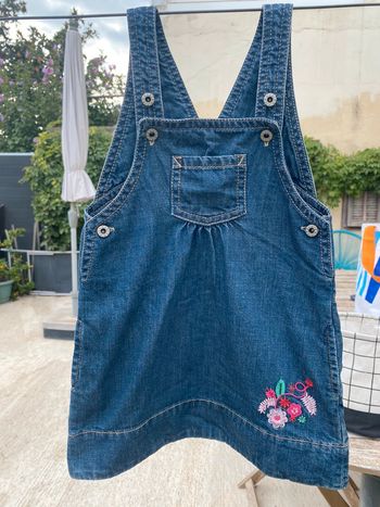 Jolie robe jeans brodée 18 mois