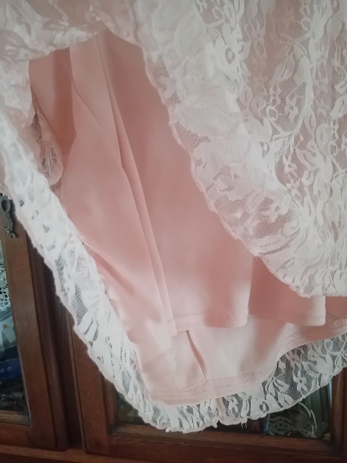 Top dentelle rose poudré - photo numéro 3