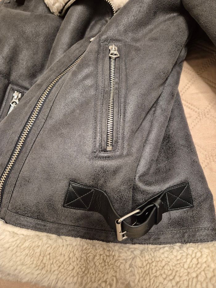 Veste fusses fourrure Bershka - photo numéro 3