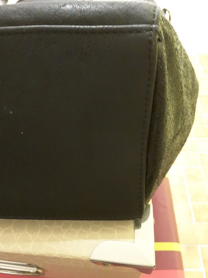 Sac neuf - photo numéro 2