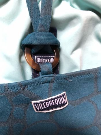 Maillot de bain fille 7 ans Vilebrequin en état proche du neuf