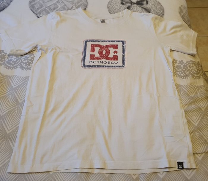 Tee shirt MC de taille 14ans