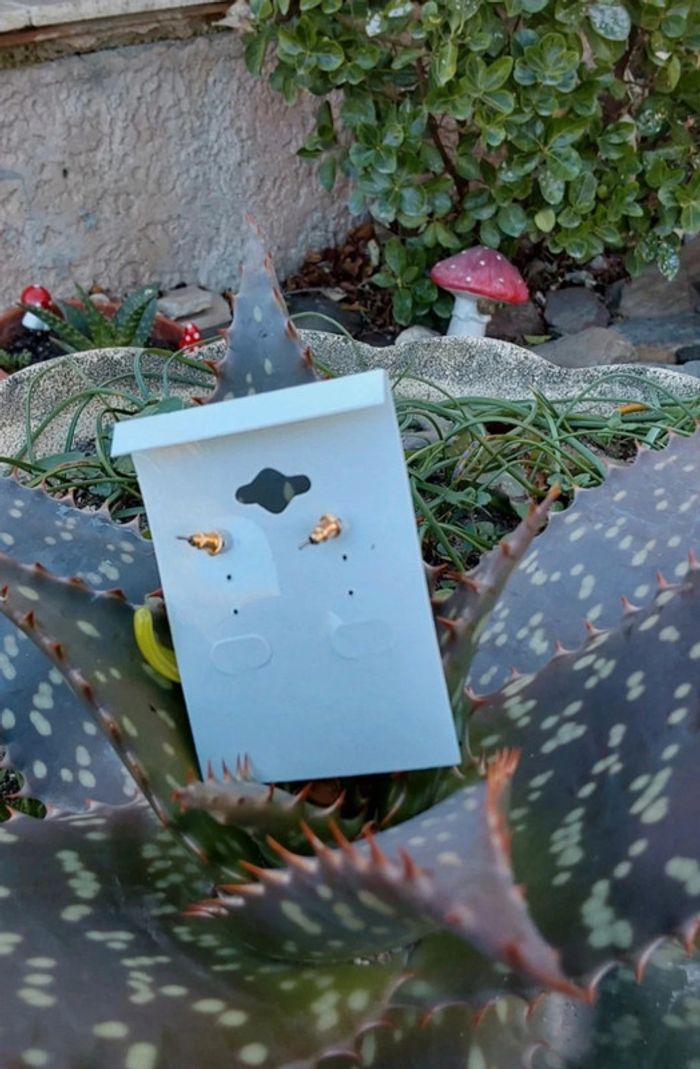 Boucles d oreilles vert clair bohème anneaux créoles Neuves avec étiquette 🏷 - photo numéro 2