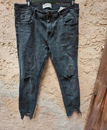 Jean skinny troué noir