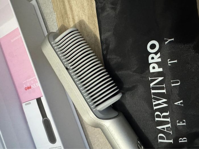 Brosse Lissante Pour Cheveux Parwin pro beauty - photo numéro 4