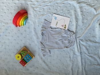 body manches courtes bleu 3 mois