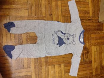 Pyjama fin Winnie l'ourson taille 6 mois