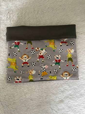 Snoods gris foncé animaux footballeur