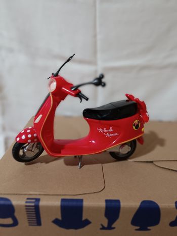Scooter minnie