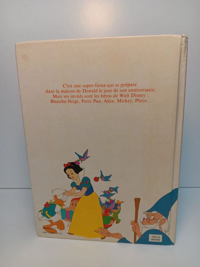 Livre Walt Disney vintage Donald et ses amis 111 pages - photo numéro 3