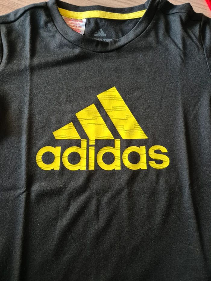 Lot t-shirt adidas - photo numéro 2