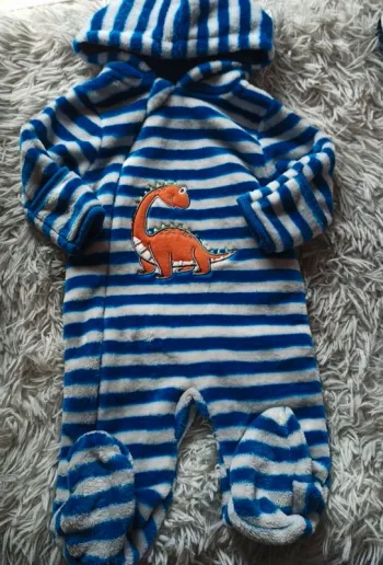 Magnifique combinaison chaude 🐯