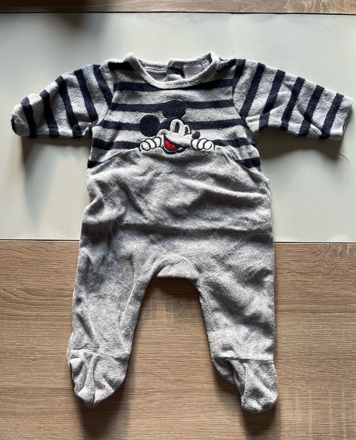 Pyjamas - photo numéro 3