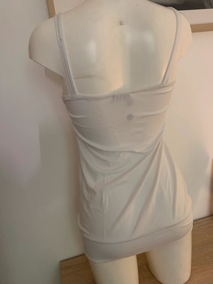 Haut blanc long poitrine drapée taille 38 - photo numéro 2