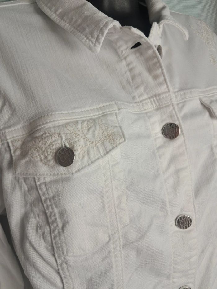 Leconte veste blanche été en jean T.46 neuve - photo numéro 4