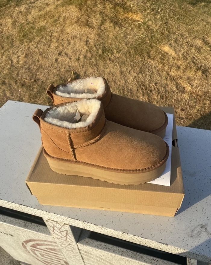 Ugg w Classic ultra mini 38 - photo numéro 2