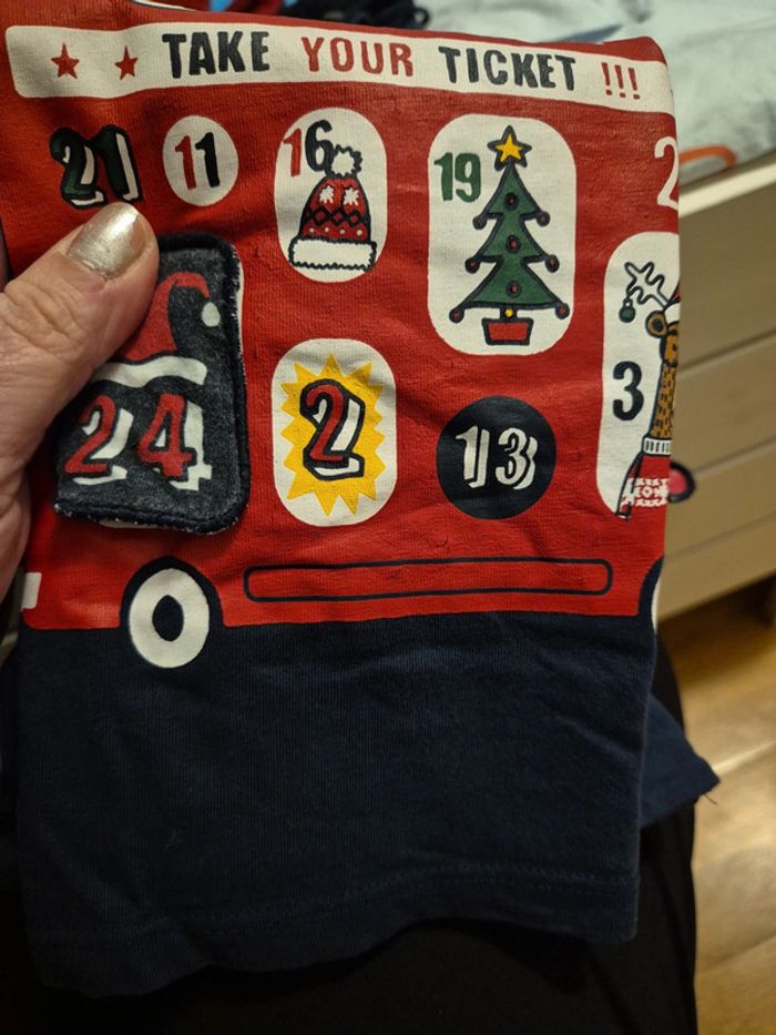 Tee-shirt marine calendrier de l avent taille 5 ans - photo numéro 3