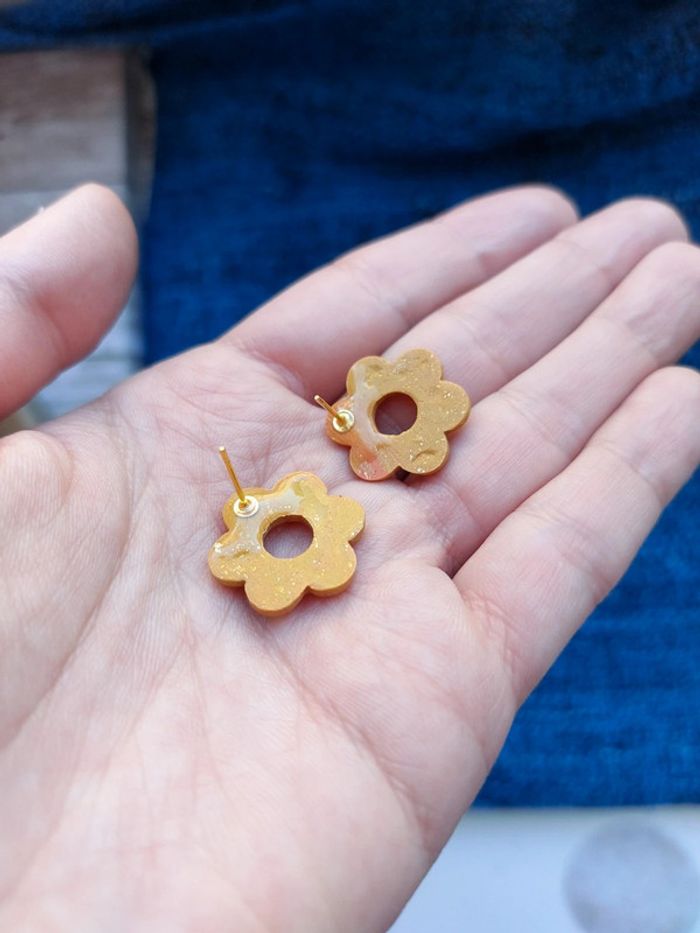 Clous fleurs - photo numéro 3