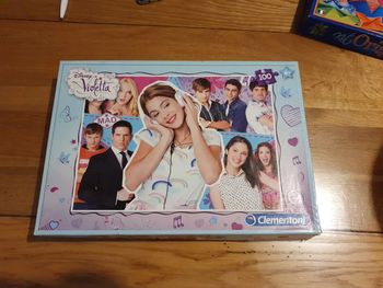 Puzzle Violetta Disney 100 pièces